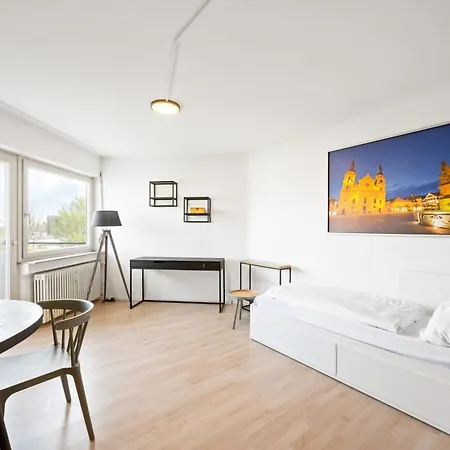 Sali Homes - Fewo Bluehendes Barock