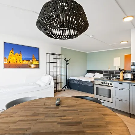 Sali Homes - Fewo Bluehendes Barock